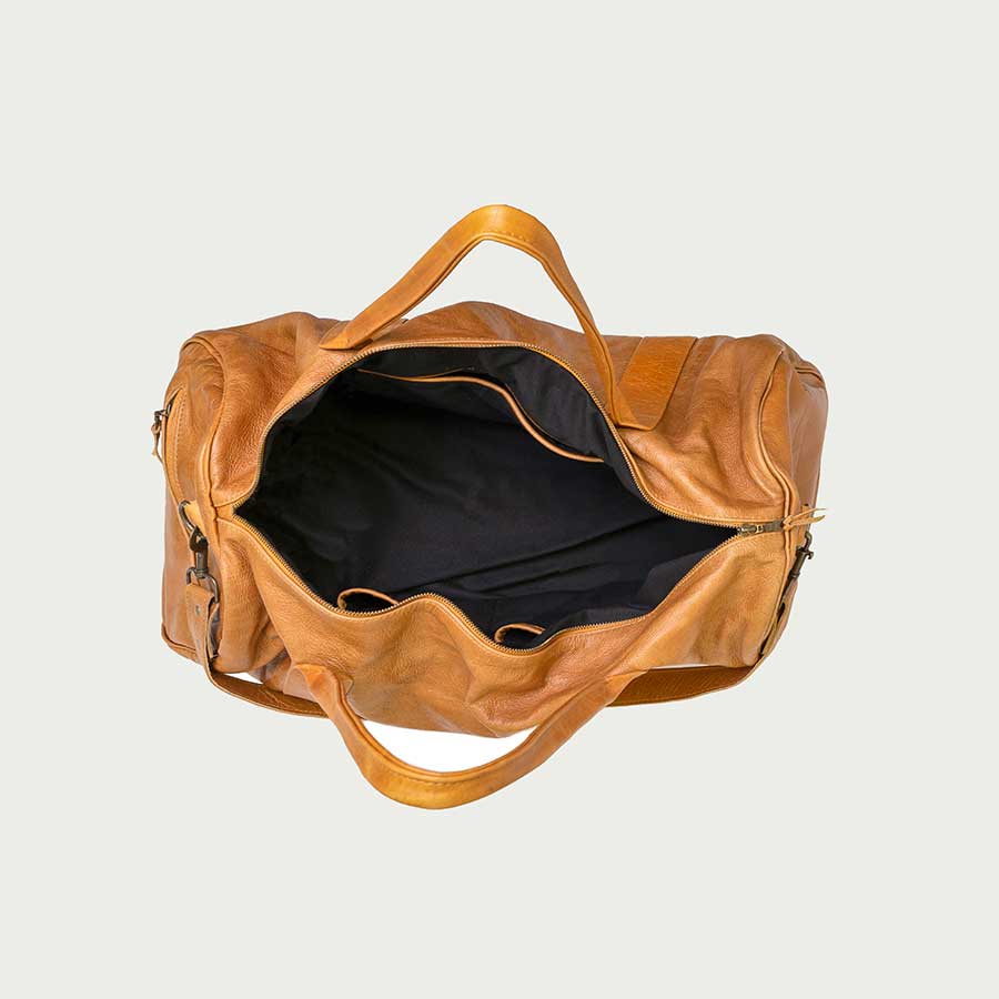 100,000+ Rowdy bags. Hand-stitched in Cape Town.