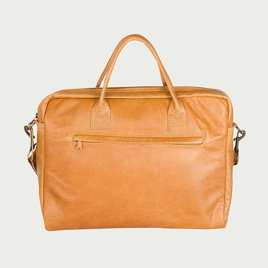 100,000+ Rowdy bags. Hand-stitched in Cape Town.