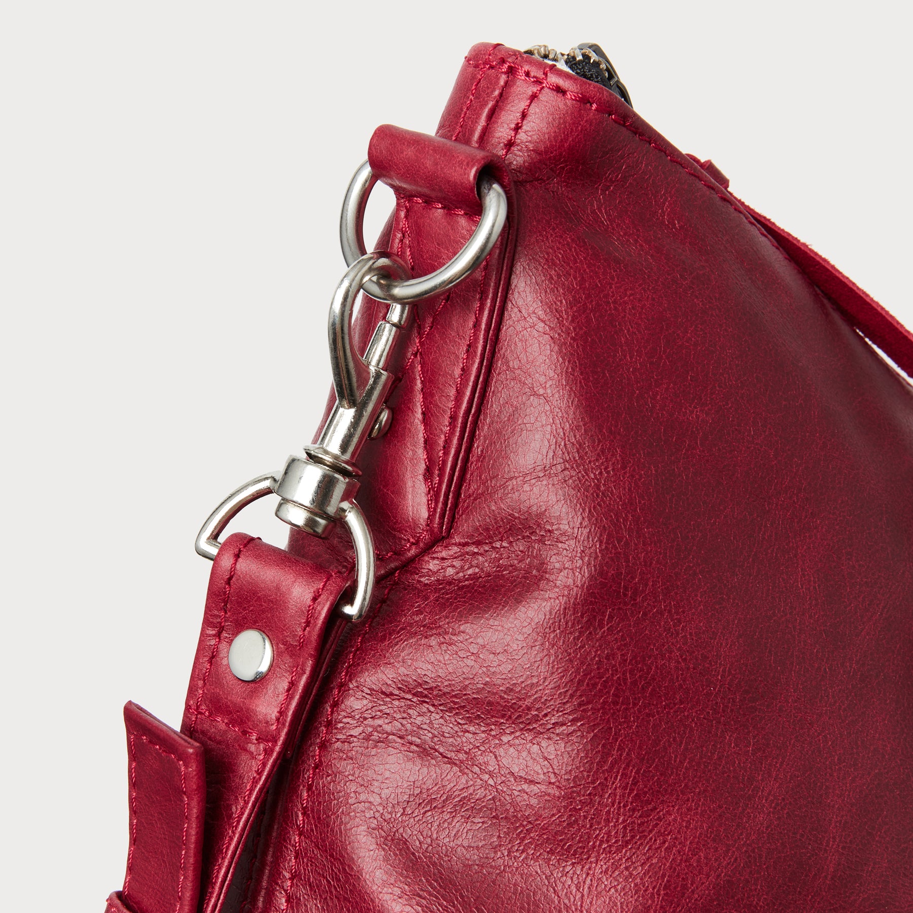 Choose your Tote Crossbody.