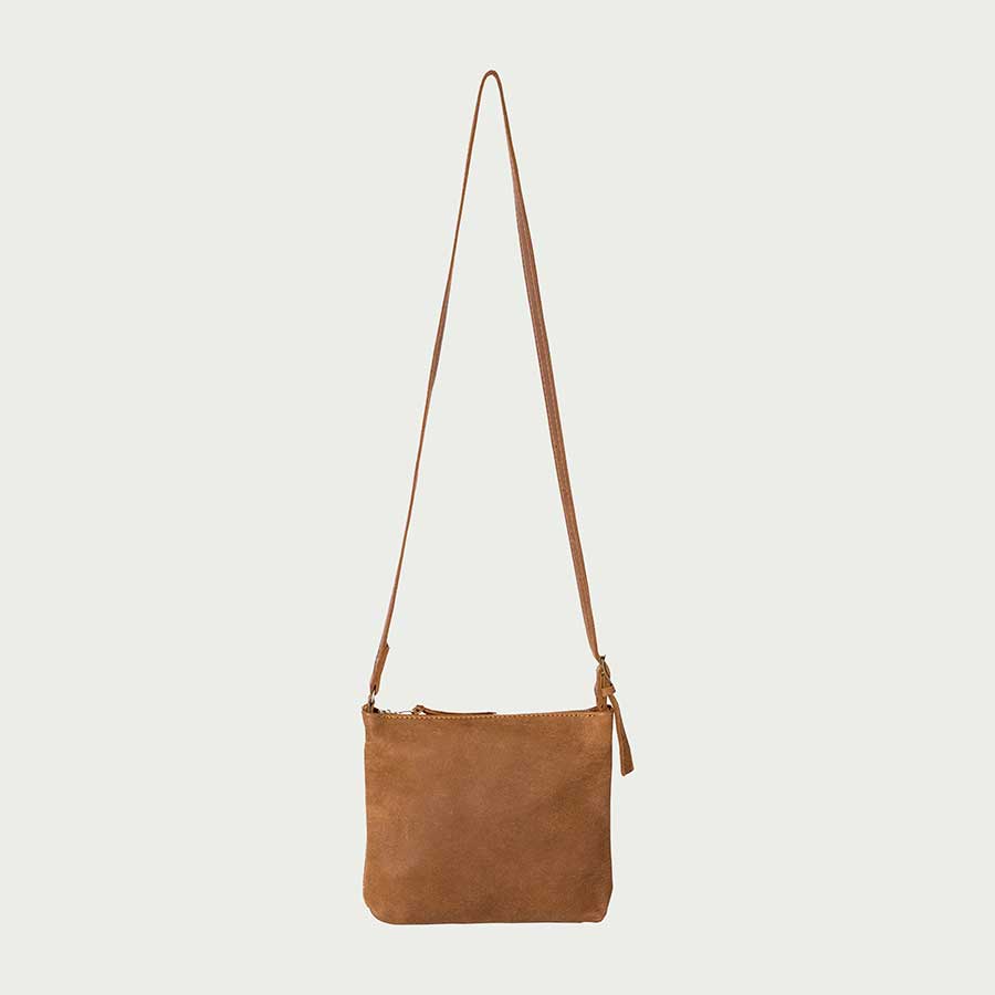 100,000+ Rowdy bags. Hand-stitched in Cape Town.